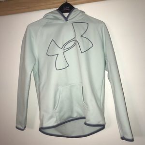 Under armour sweatshirt